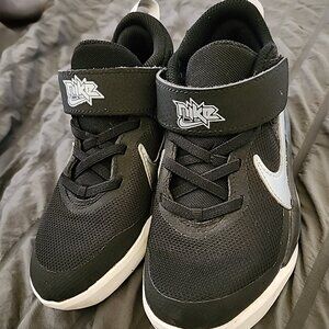 Kids Nike shoes size 12C